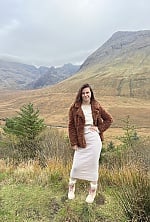 Ukrainian mail order bride Maryna from London with light brown hair and grey eye color - image 11