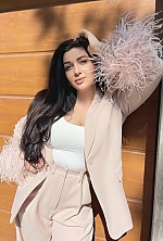Ukrainian mail order bride Anastasia from Kyiv with brunette hair and green eye color - image 2