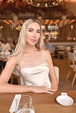 Ukrainian mail order bride Tatyana from Los Angeles with blonde hair and brown eye color - image 5