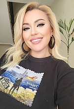 Ukrainian mail order bride Lina from Milan with blonde hair and brown eye color - image 8