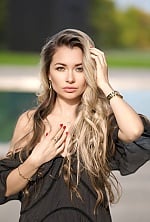 Ukrainian mail order bride Yulia from Düsseldorf with blonde hair and green eye color - image 2