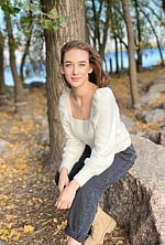 Ukrainian mail order bride Anna from Cherkasy with brunette hair and blue eye color - image 6
