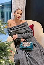 Ukrainian mail order bride Vira from Los Angeles with light brown hair and green eye color - image 15