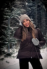 Ukrainian mail order bride Vira from Los Angeles with light brown hair and green eye color - image 11