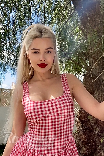 Ukrainian mail order bride Anastasiia from Kyiv with blonde hair and brown eye color - image 1