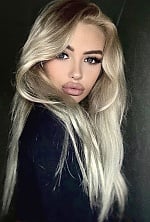 Ukrainian mail order bride Darya from Lviv with blonde hair and green eye color - image 11