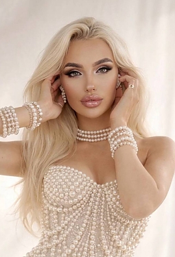 Darya, 30 y.o. from Lviv, Ukraine