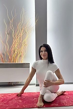 Ukrainian mail order bride Inna from Chisinau with light brown hair and brown eye color - image 7