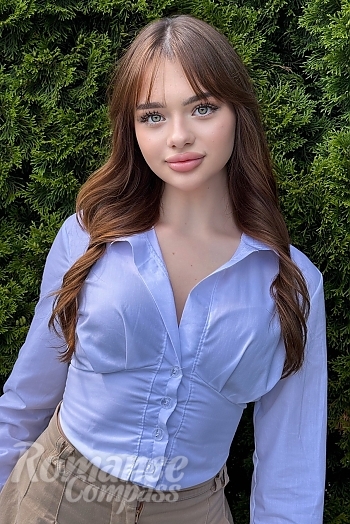 Ukrainian mail order bride Anna from Cherkasy with light brown hair and hazel eye color - image 1
