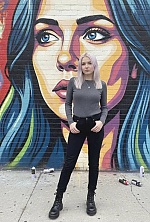 Ukrainian mail order bride Olena from Kropivnitskiy with blonde hair and brown eye color - image 4