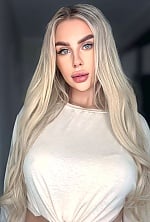 Ukrainian mail order bride Nelly from Ankara with blonde hair and green eye color - image 7