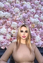 Ukrainian mail order bride Nelly from Ankara with blonde hair and green eye color - image 2