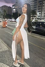 Ukrainian mail order bride Jeniffer from São Paulo with brunette hair and brown eye color - image 3