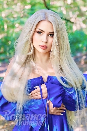 Ukrainian mail order bride Angelina from Dnipro with blonde hair and green eye color - image 1