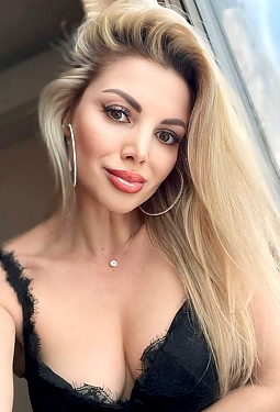 Victoria, 42 y.o. from Sofia, Bulgaria
