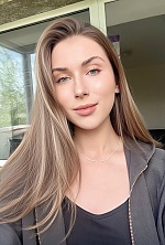 Ukrainian mail order bride Anastasia from Wroclaw with light brown hair and grey eye color - image 2