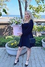 Ukrainian mail order bride Anastasiya from Kyiv with blonde hair and blue eye color - image 3