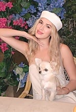 Ukrainian mail order bride Karyna from Hong Kong with blonde hair and brown eye color - image 8