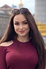 Ukrainian mail order bride Diana from Kyiv with light brown hair and brown eye color - image 2