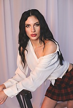 Ukrainian mail order bride Anastasiya from Mykolaiv with black hair and brown eye color - image 7