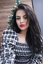 Ukrainian mail order bride Viktoriya from Kyiv with brunette hair and brown eye color - image 9