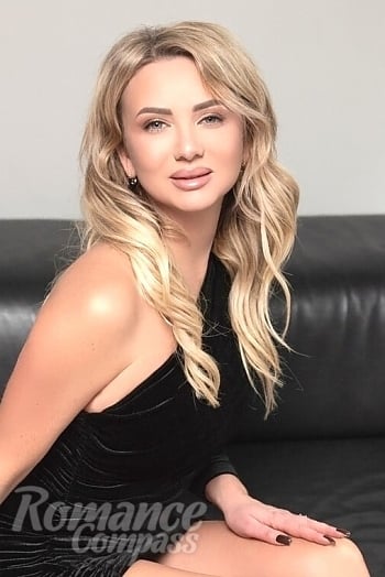 Ukrainian mail order bride Iryna from Lviv with blonde hair and grey eye color - image 1