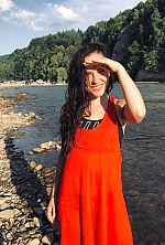 Ukrainian mail order bride Olena from Florence with brunette hair and brown eye color - image 13