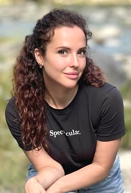 Olena, 34 y.o. from Florence, Italy