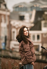 Ukrainian mail order bride Olena from Florence with brunette hair and brown eye color - image 26