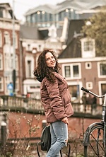 Ukrainian mail order bride Olena from Florence with brunette hair and brown eye color - image 21