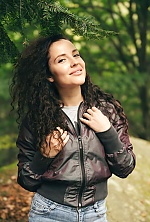 Ukrainian mail order bride Olena from Florence with brunette hair and brown eye color - image 15