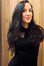 Ukrainian mail order bride Olena from Florence with brunette hair and brown eye color - image 10