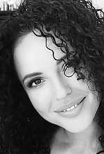 Ukrainian mail order bride Olena from Florence with brunette hair and brown eye color - image 54