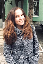 Ukrainian mail order bride Olena from Florence with brunette hair and brown eye color - image 4