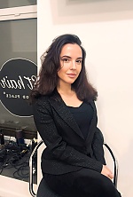 Ukrainian mail order bride Olena from Florence with brunette hair and brown eye color - image 18