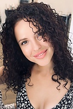 Ukrainian mail order bride Olena from Florence with brunette hair and brown eye color - image 17