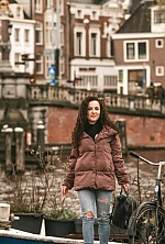 Ukrainian mail order bride Olena from Florence with brunette hair and brown eye color - image 22