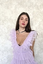 Ukrainian mail order bride Olena from Kyiv with light brown hair and brown eye color - image 7