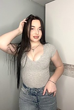 Ukrainian mail order bride Kateryna from Kyiv with light brown hair and green eye color - image 3