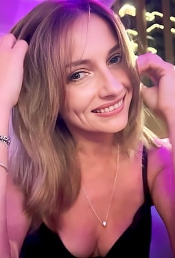 Olga, 48 y.o. from Naarden, Netherlands