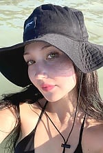 Ukrainian mail order bride Diana from Odesa with black hair and brown eye color - image 5