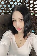 Ukrainian mail order bride Diana from Odesa with black hair and brown eye color - image 2