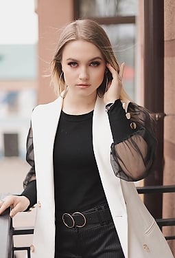 Dariia, 22 y.o. from Kyiv, Ukraine