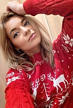 Ukrainian mail order bride Anna from Naples with blonde hair and blue eye color - image 48