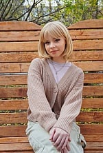 Ukrainian mail order bride Arina from Cherkasy with blonde hair and green eye color - image 3