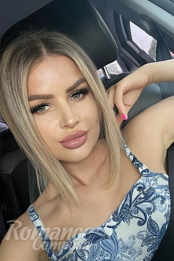 Ukrainian mail order bride Gabriela from Chisinau with blonde hair and green eye color - image 1