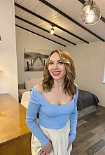 Ukrainian mail order bride Natalia from Kamianets-Podilskyi with light brown hair and green eye color - image 5