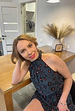 Ukrainian mail order bride Natalia from Kamianets-Podilskyi with light brown hair and green eye color - image 4