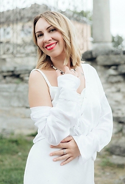 Natalia, 43 y.o. from Kamianets-Podilskyi, Ukraine