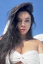 Ukrainian mail order bride Sofia from Lviv with brunette hair and brown eye color - image 7